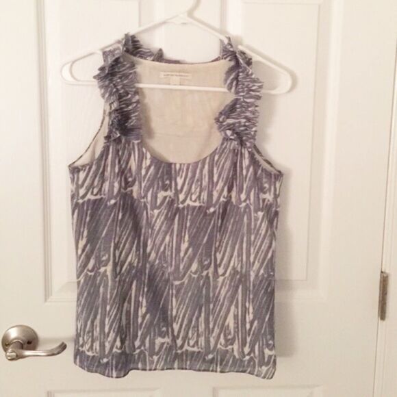 BANANA REPUBLIC Silk Blouse.  - Picture 1 of 4